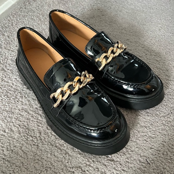 Shoes - Chain Decor Slip On Loafers